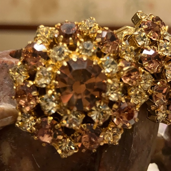 AMBER CRYSTAL AND CLEAR CRYSTAL CLIP EARRINGS - Picture 2 of 8